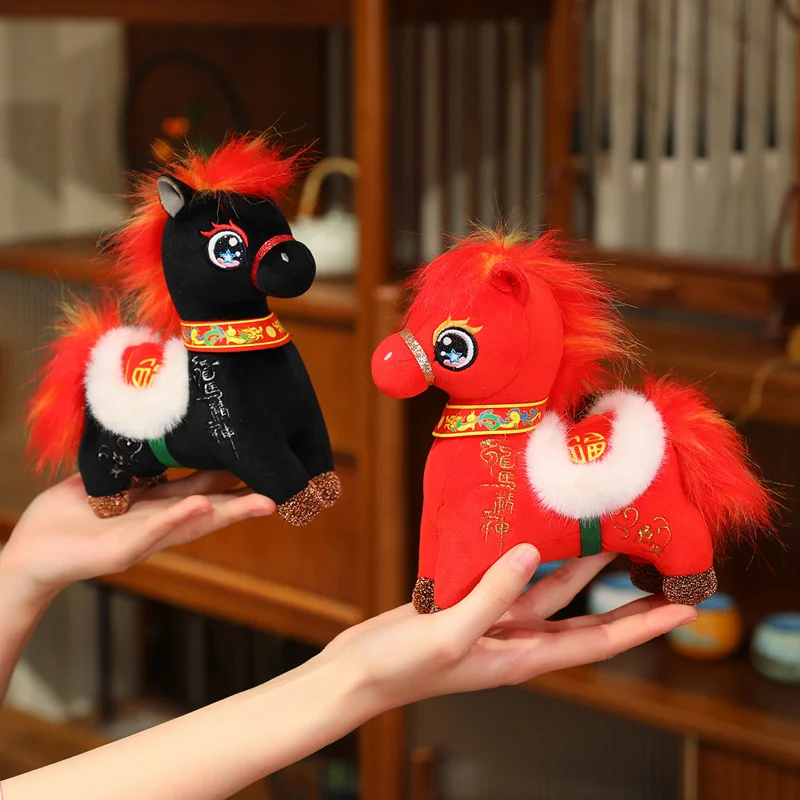 2026 Capodanno mascotte cavallo giocattoli di peluche rosso nero classico fortunato pony bambola Chinatown boutique pony decor festival regalo regalo per bambini