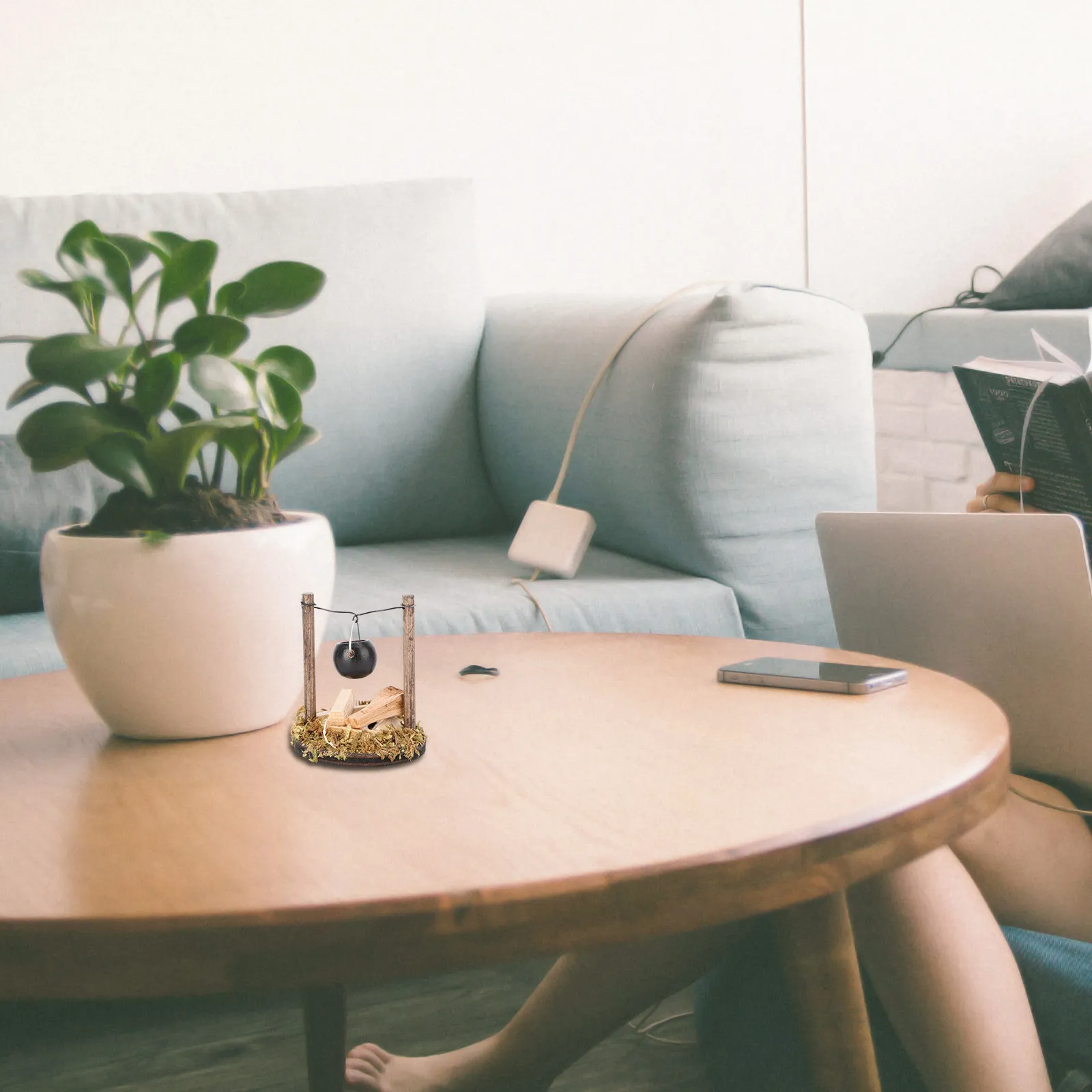 

1Pcs Mini Garden Hanging Furnace Decorative Mini House Adornment DIY Accessory Outdoor Ornament Miniature Hanging Furnace Decor