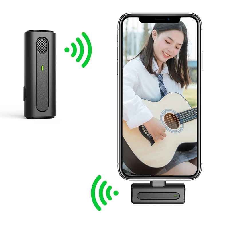 

Outside Using Super Noise Reduction Vlogging Video Maker 2.4G Mini Lavalier Wireless Microphone Lapel Wireless Mic for iPhone