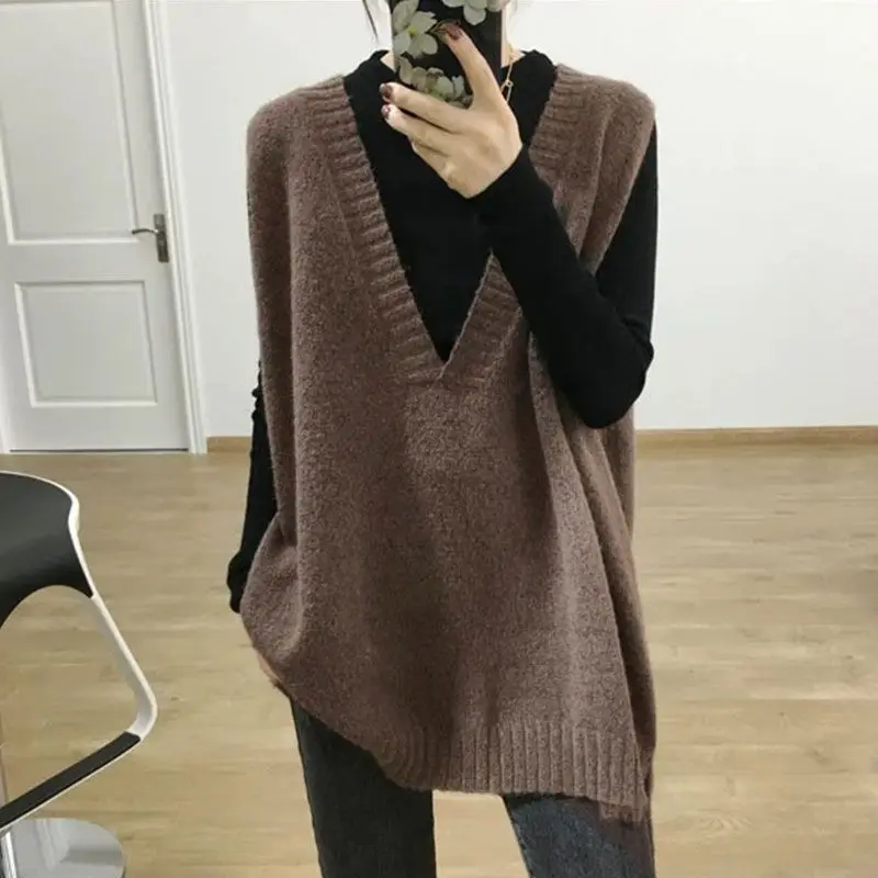 2023 Autumn New Korean Edition Simple Casual Loose Sweater Versatile Knit Deep V-Neck Sleeveless Popularity Wild Women\'s Vest