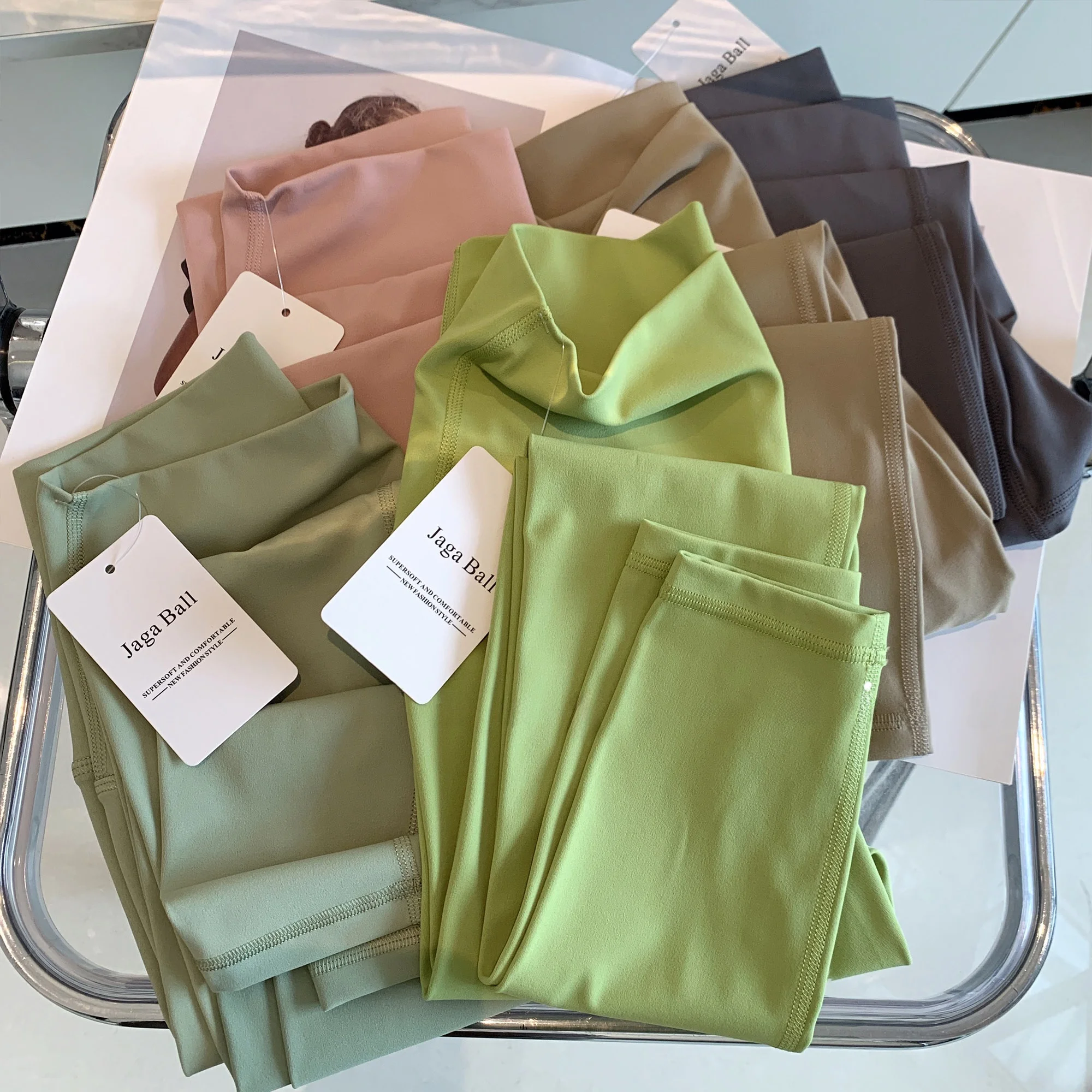 

High-Waist One-Piece Yoga Pants Women's Fitn Tightening Butt Sports Pants Ultra-Thin Sl Comfortable Nylon Spandex