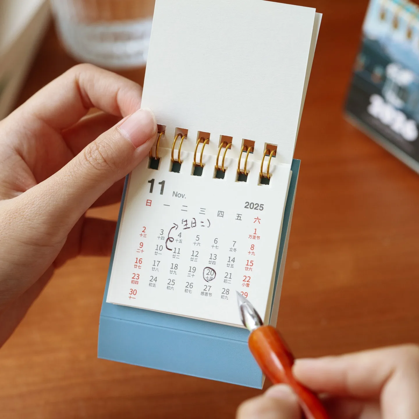 

Creative Desktop Ornament Exquisite Portable Desk Calendar Mini Landscape Calendar Landscape Themed Check In Plan Book For Gift