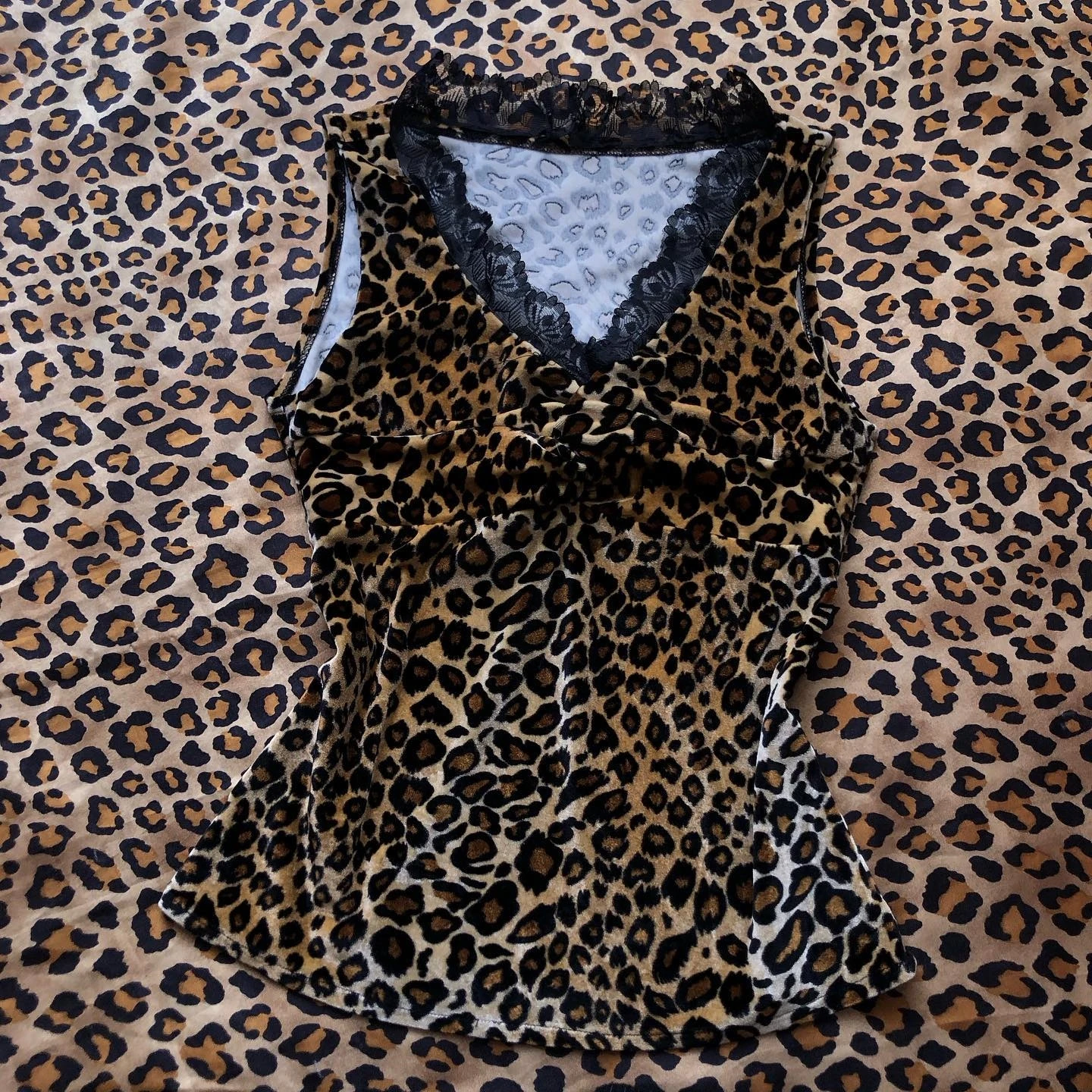 Millennia-Style Y2k Retro 2000s High Street Women Leopard Print V Neck Lace Sleeveless Camisole Vest Sexy Elegant Streetwear EMO