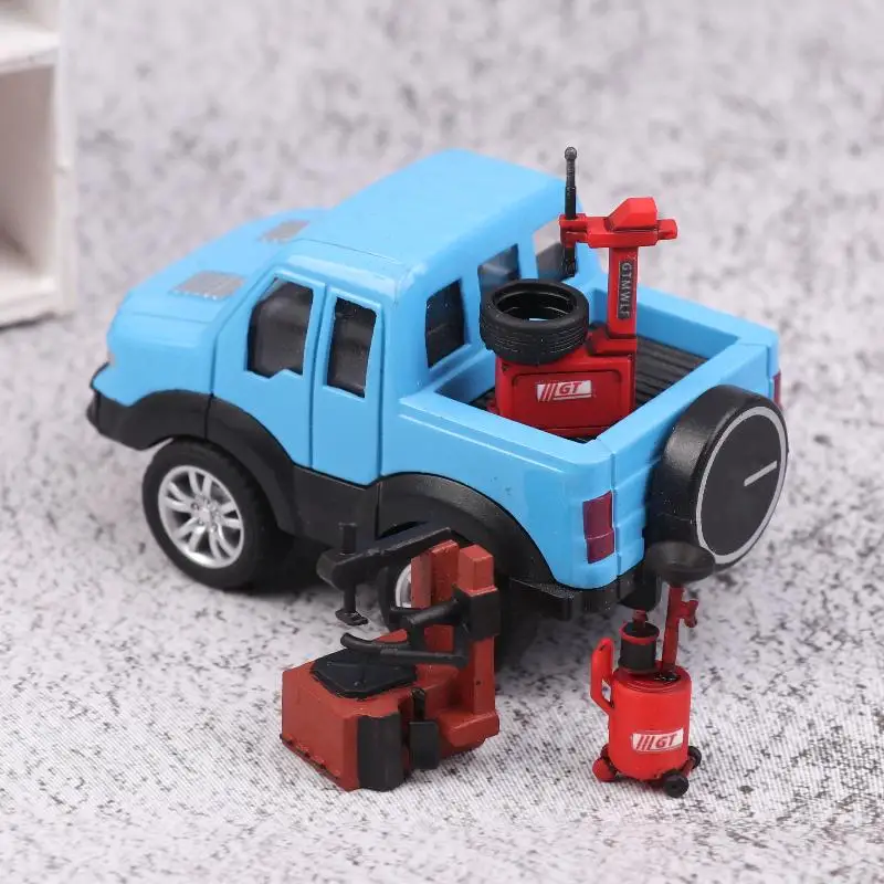 مجموعة ناقلة زيت مصغرة ومجموعة منتقي الإطارات 1:64-دعائم مشهد ورشة الإصلاح الواقعية لعرض ديوراما موقف السيارات ونموذج المدينة #4