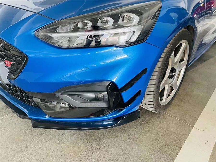 

Glossy Black Car Bumper Lip Fin Splitter Spoiler Canard Front bumper side blade trim fender for Ford focus St/st-line MK4 18-21