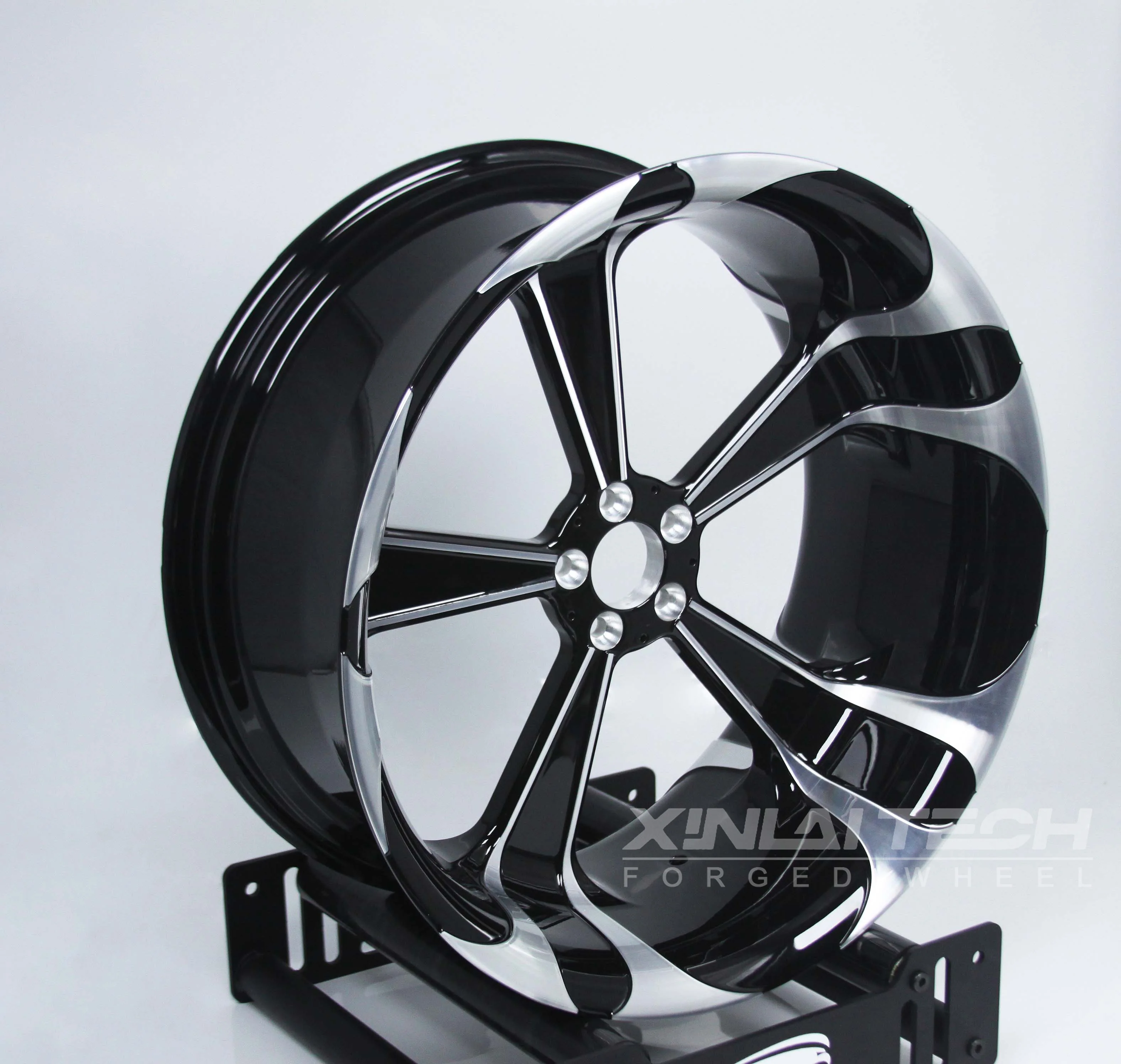 XL Forged Cruiser Motorcycle Wheel for Harley Davidson Indian Motorcycle Wheels Rims for Harley Indian Scout Chief Wheels