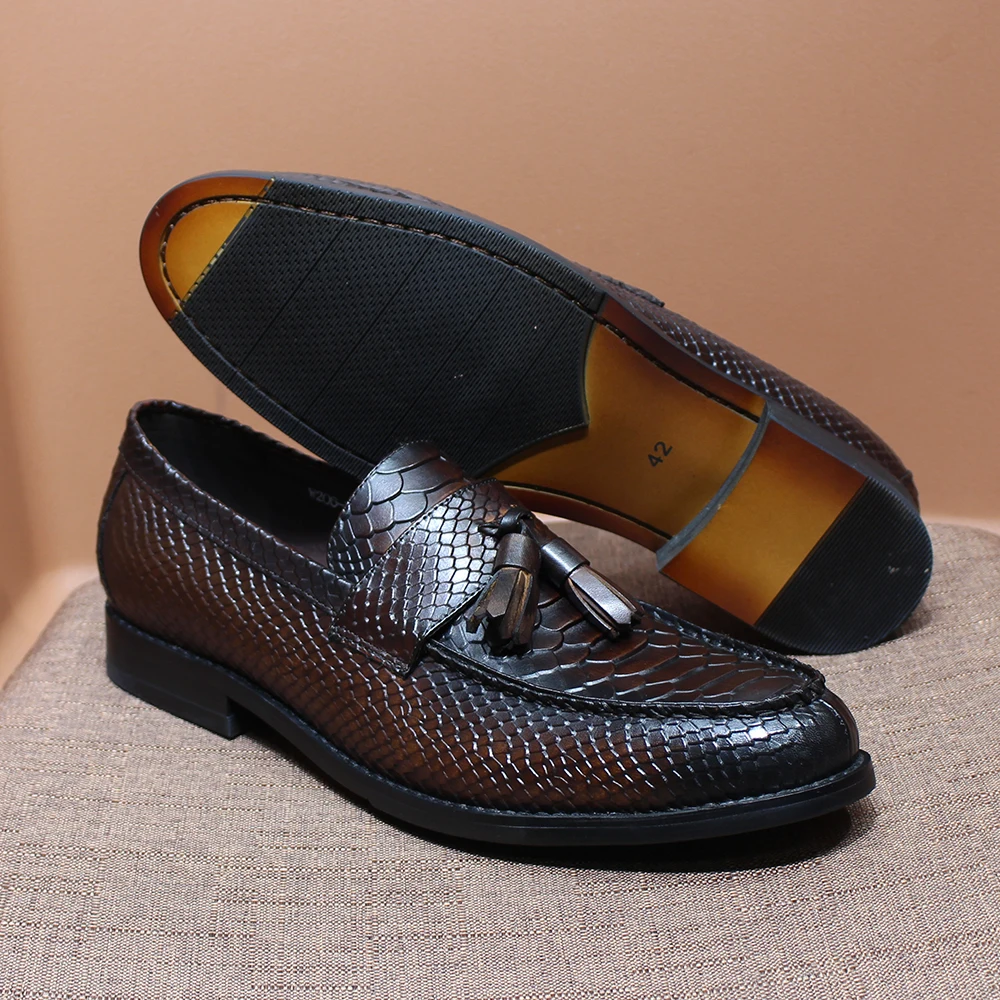 Men\'s Tassel Loafers Cow Leather Luxury Snake Print Slip on Wedding Party Dress Shoes for Men Comfortable Office Casual Loafers