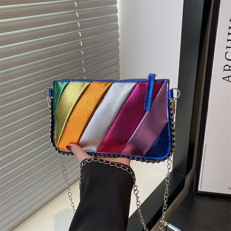 2025 nuevo bolso de mujer a rayas de arcoíris, bolso de mano ligero y a la moda, bolso cruzado de un solo hombro con cadena, bolso para teléfono móvil