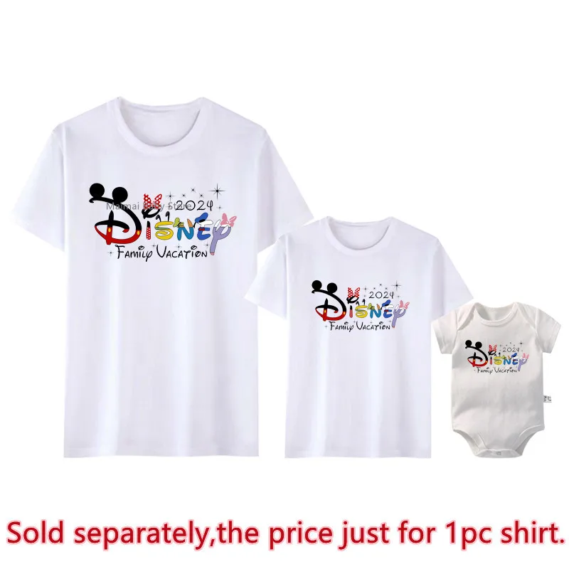 2024 Disney Family Vacation Shirts Father Mother Daughter Son Kids Tshirts Look First Disneyland Trip Family Matching Outfits