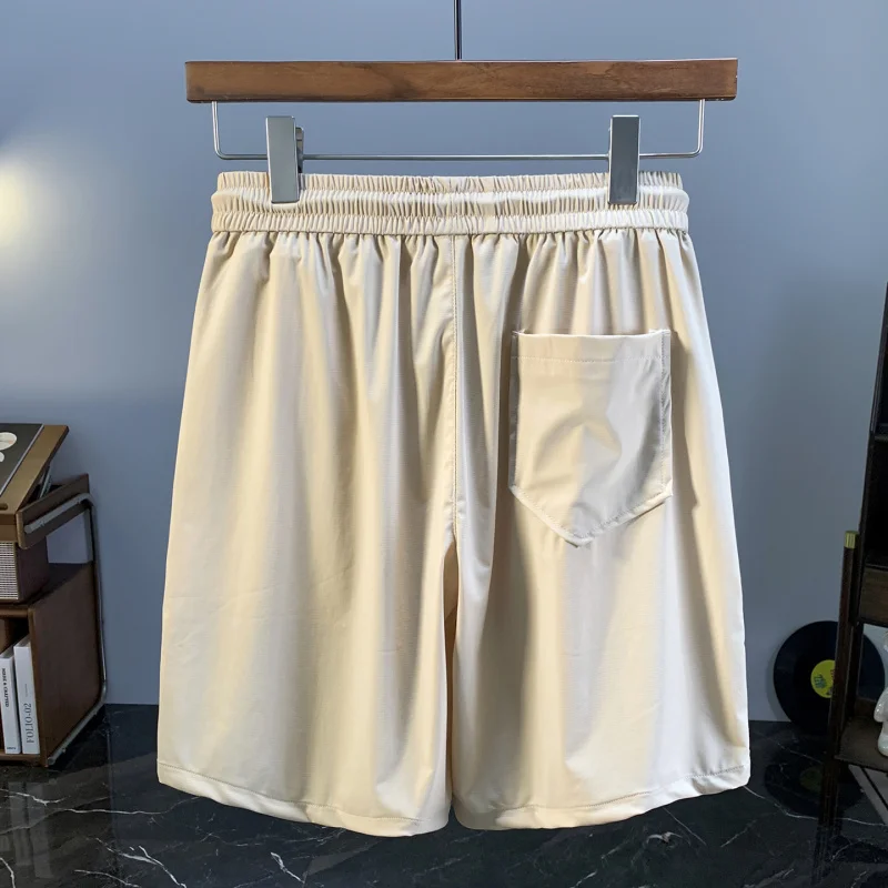 Летние мужские шорты из тонкого ледяного шелка, трендовая корейская версия, повседневные спортивные свободные быстросохнущие дышащие брюки средней длины