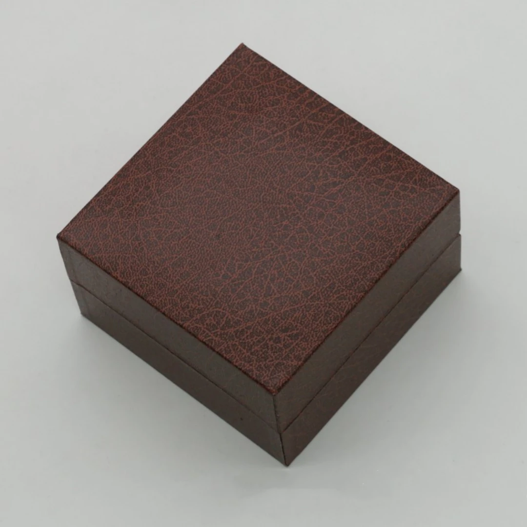 Custodia per orologio da uomo in pelle PU a conchiglia con cuscino Custodia per esposizione per orologio da polso in pelle PU a grana di litchi