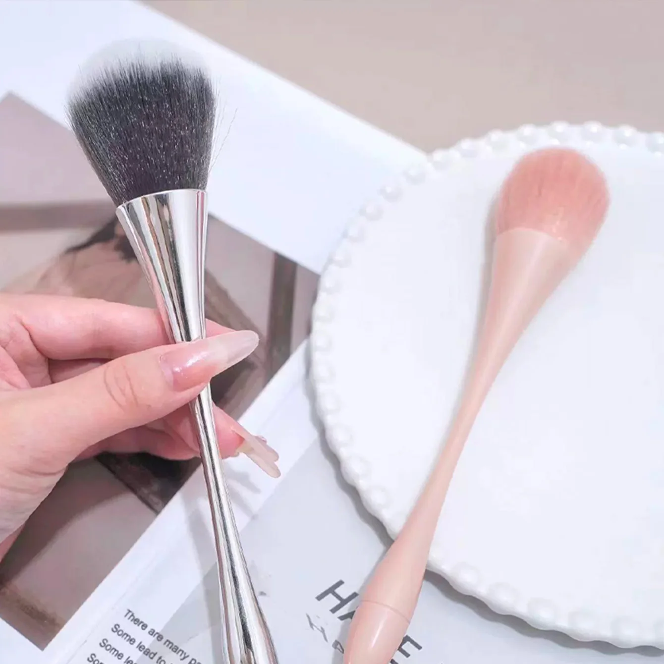 Nail Dust Cleaning Brush Professional Nail Art Make Up Brushes Long-Handled Super Fluffy Dust Removal Manicure Tools