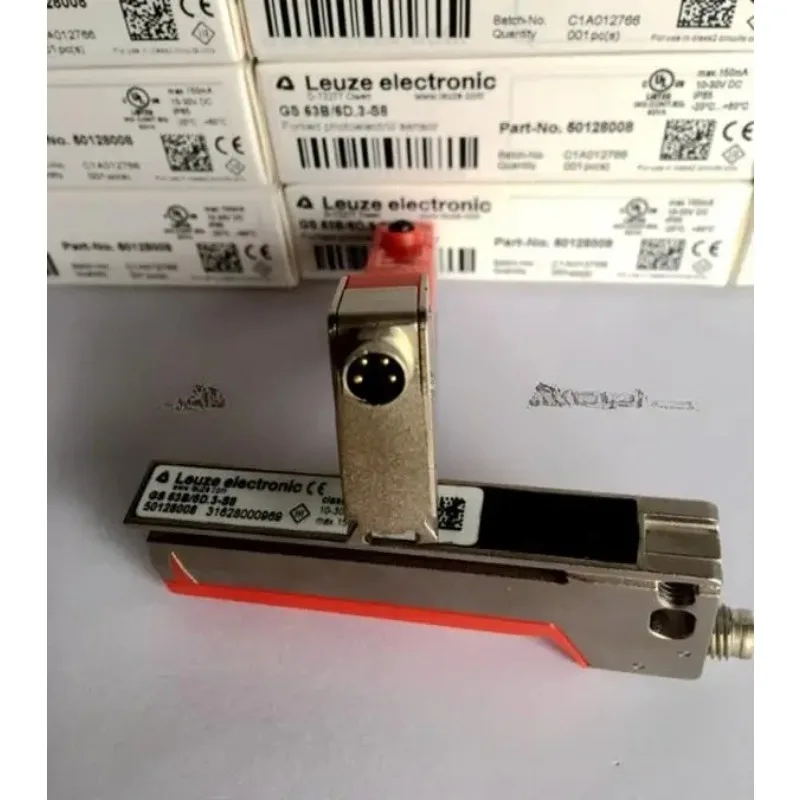 GS 63B/6D.3-S8  50128008 LEUZE Color Code Sensors 100% New Original GS 63/6D.3-S8  50110105