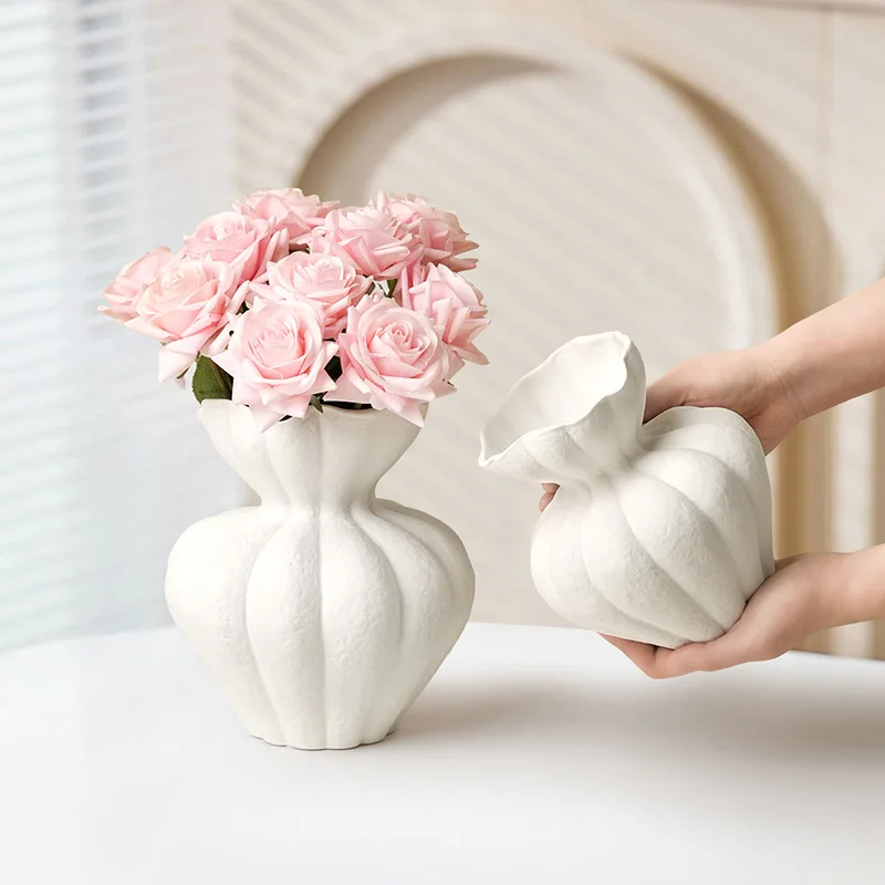 French-Style Fenton Starfruit Multi-Segmented Ceramic Vase—White,Elegant Home Decor Piece,Vintage Art Deco,Dried Flower Vase