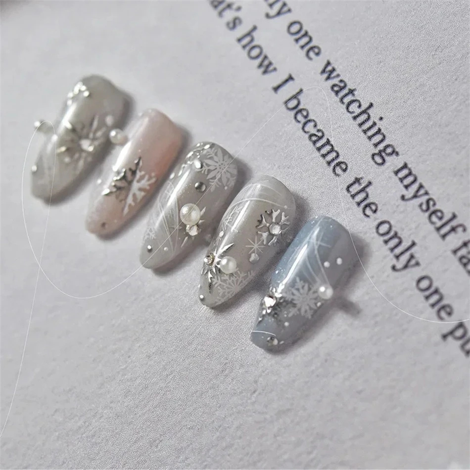 5D Laser Winter Schneeflocke Weihnachten Glänzende Strass Geprägte Relief Selbstklebende Nail art Dekoration Aufkleber Maniküre Aufkleber – Detail 12