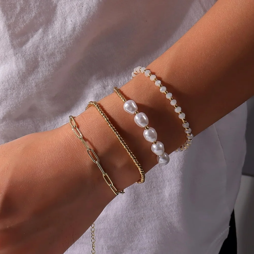 

3 PCS Gold Beaded Pearl Bracelet Set for Women Dainty Stackable Copper Beads Faux Pearl Jewelry Elegant Fashion Gift for Girls