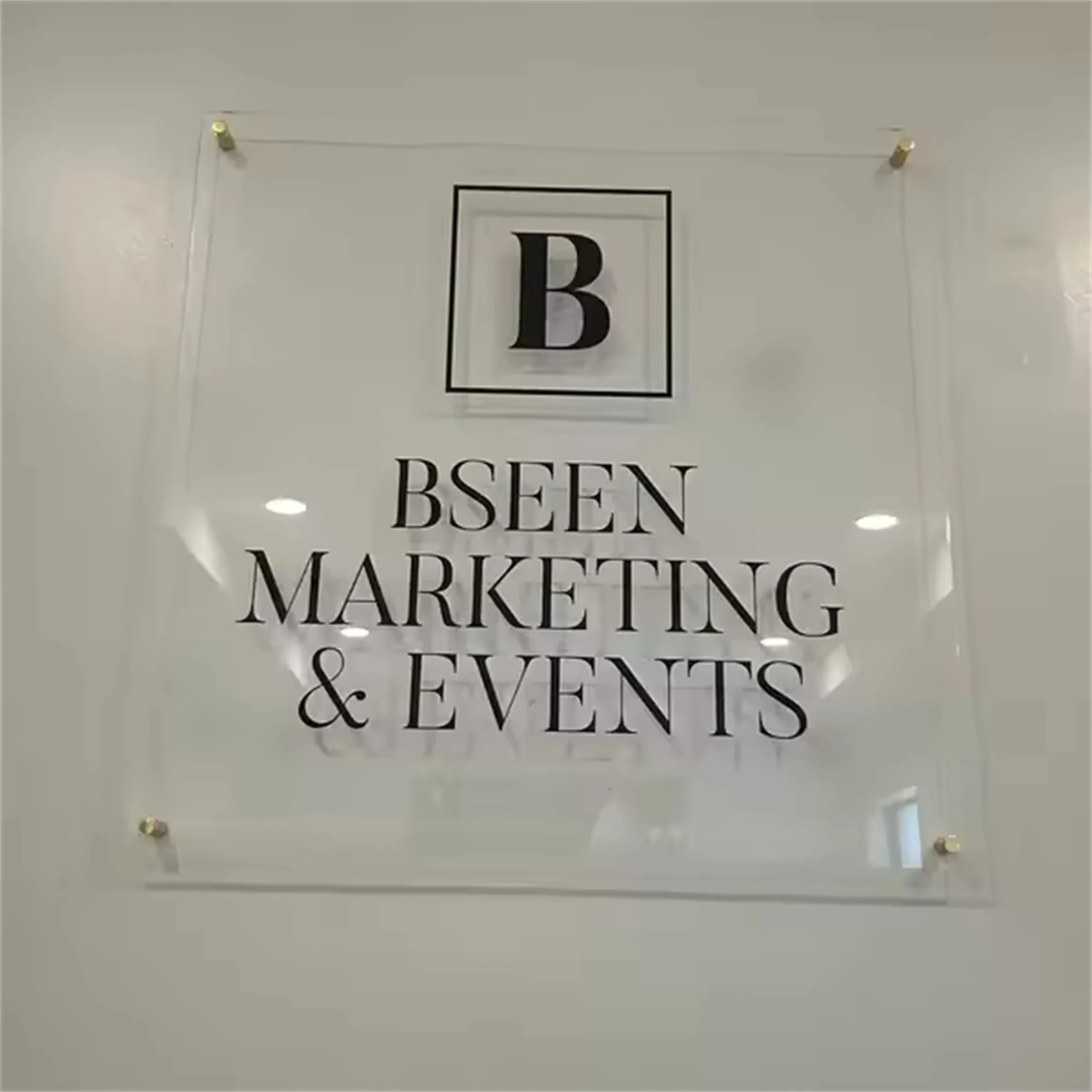 Classic Transparent Acrylic Business Sign with Your Company Logo Customized Billboards Commercial Brand