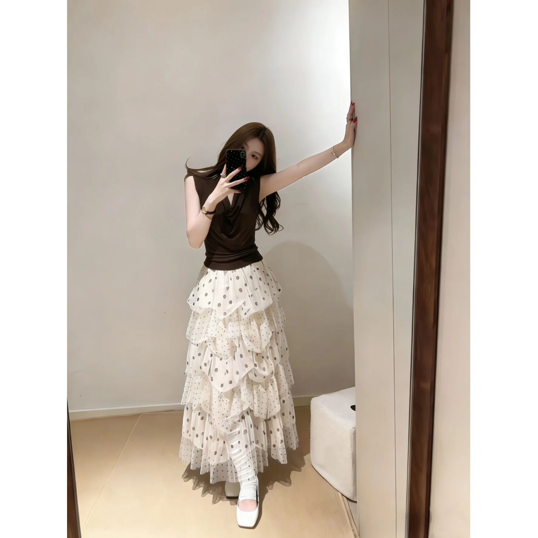

2026 Summer New Polka Dot A-Line Skirt Women's Versatile Fairy Design Sense Puffy Cake Skirt High Waist Polyester Fiber