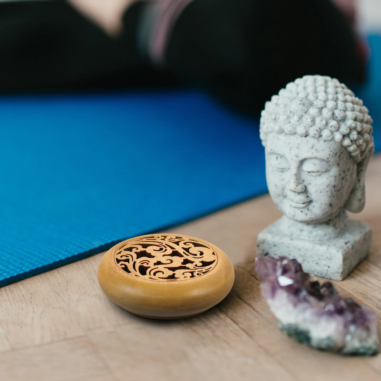 

Round Bamboo Aroma Diffuser Incense Burner Creative Adornment Censer Coil Hollow Bamboo Incense Burner Beautiful Tabletop Carved