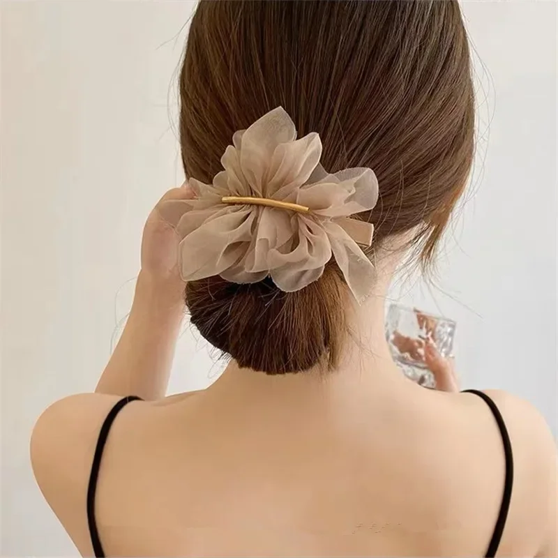 Big Spring Hair Claw Clips Women Metal Chiffon Flowers Ponytail Holder Hairpin Barrettes Fashion Girls Hair Accessories Hairgrip