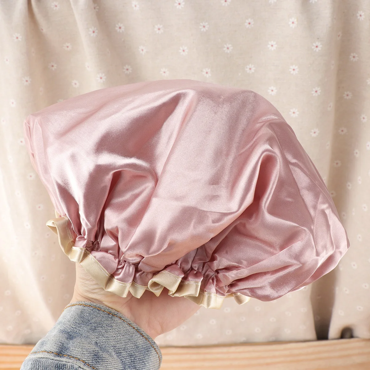 

1Pcs Waterproof Shower Cap Eva Bath Hat for Women Reusable Soft Elastic Fit for Shower Spa Makeup Face Wash Travel Pink