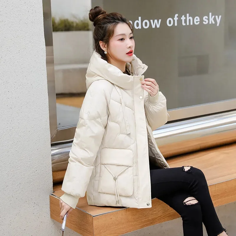 2023 neue Frauen kurze Jacke Winter dicke Kapuze Baumwolle gepolsterte Mäntel weibliche koreanische lose Puffer Parkas Damen übergroße Outwear