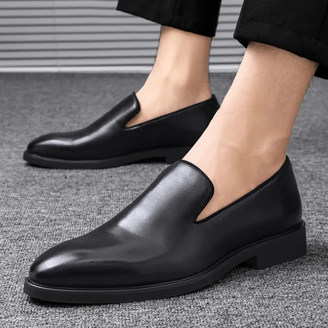 Mocassini con suola rossa scarpe da uomo PU tinta unita Fashion Business Casual Party quotidiano Versatile semplice leggero scarpe eleganti classiche AliExpress