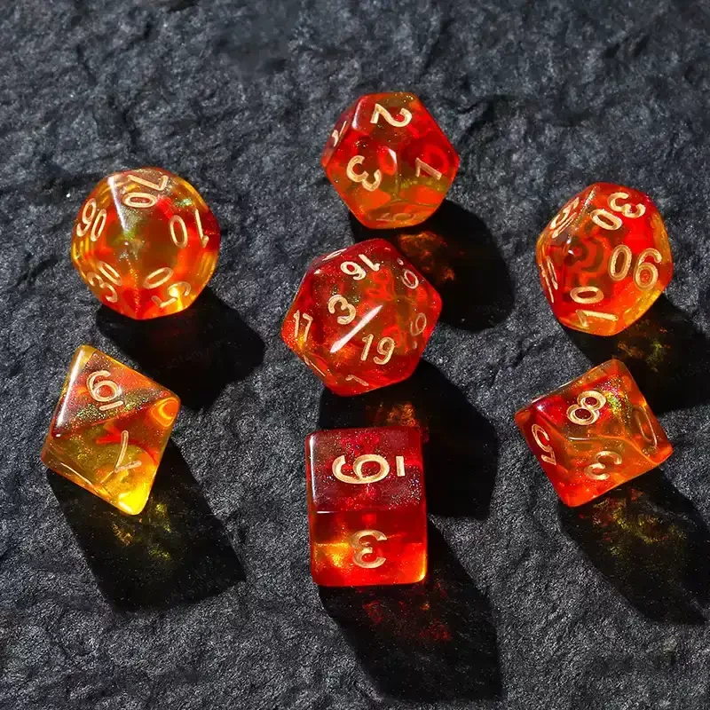 

Набор из 7 новых двухцветных многогранных кубиков с золотым шрифтом для TRPG RPG D20 D12 D10 D8 D6 D4, настольных и настольно-досочных игр