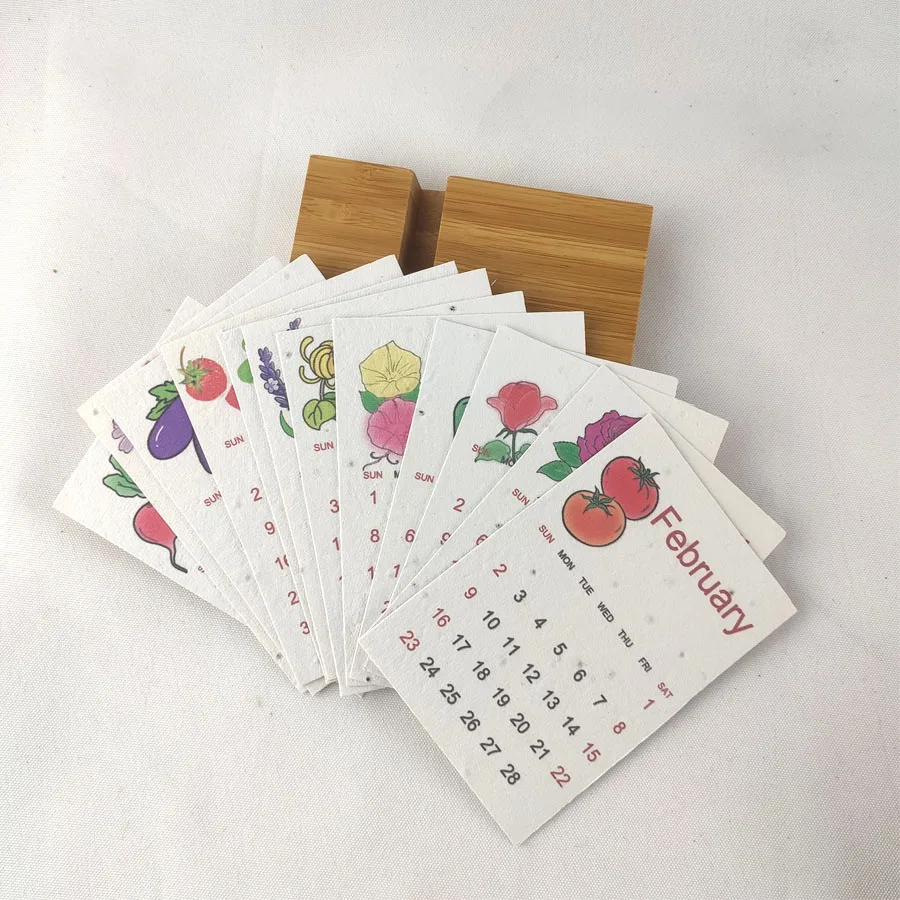 New 2025 desk calendar with bamboo holder and kraft box,customized 12sheets handmade plantable seed paper calendar