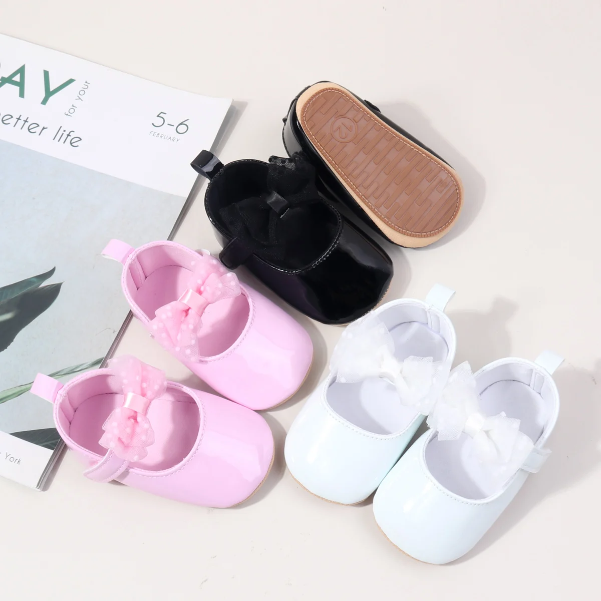 

Newborn Toddler Shoes With Net Fabric And Bow Ties Baby And Toddler Shoes For 0-1 Year Old New Princess Style Shoes