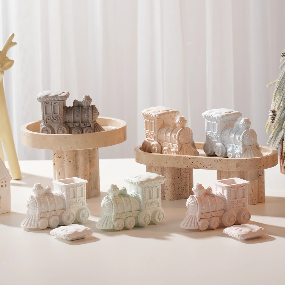 

Train Shape Wax Melt Burner Concrete Silicone Mould Christmas Gingerbread Train Candle Vessel Silicone Mold with Lid