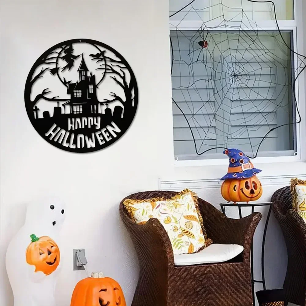 Elegante decoración de pared de metal Happy Halloween: bailando a las brujas. Impresionantes decoraciones de Halloween, arte de pared elegante y un regalo de moda