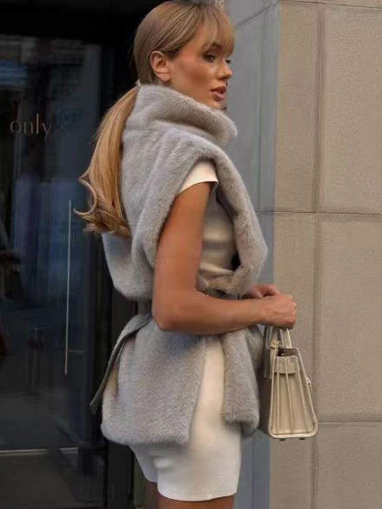 Mulheres outono inverno moda colete de pele do falso casaco feminino chique cinto sem mangas jaqueta curta quente casual colete topos ﻿