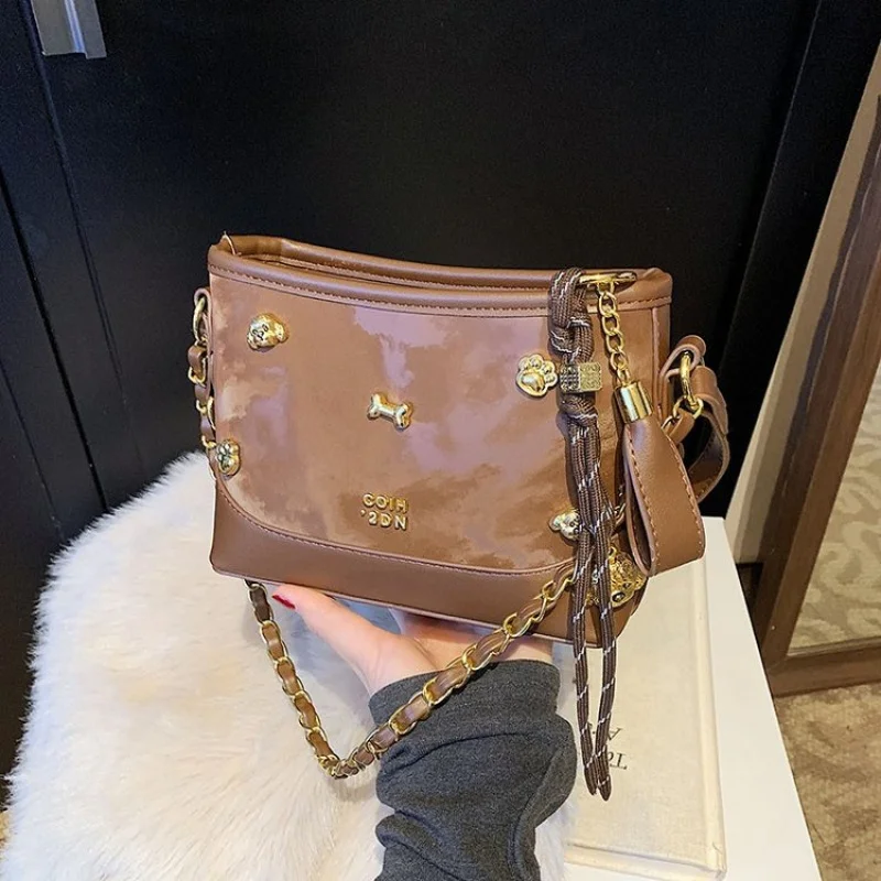 

High-End Vintage Messenger Purse - Trendy Leather Crossbody Bag For Women, Minimalist Parisian Tote With Large Capacity