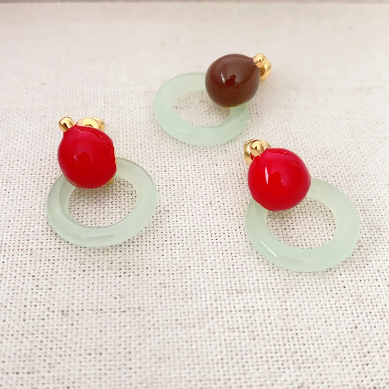 

Chinese National Palace Style Green Chalcedony Dripping Gourd Shape Small High-end Niche Versatile Temperament Earrings for Lady