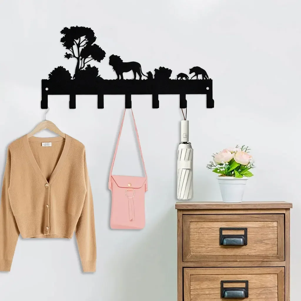 Metal Wall Mounted Key Hooks, Key Holder for Wall, Key Organizer Rack with 7 Hooks, Key Hanger Decor Lion Key Holder,