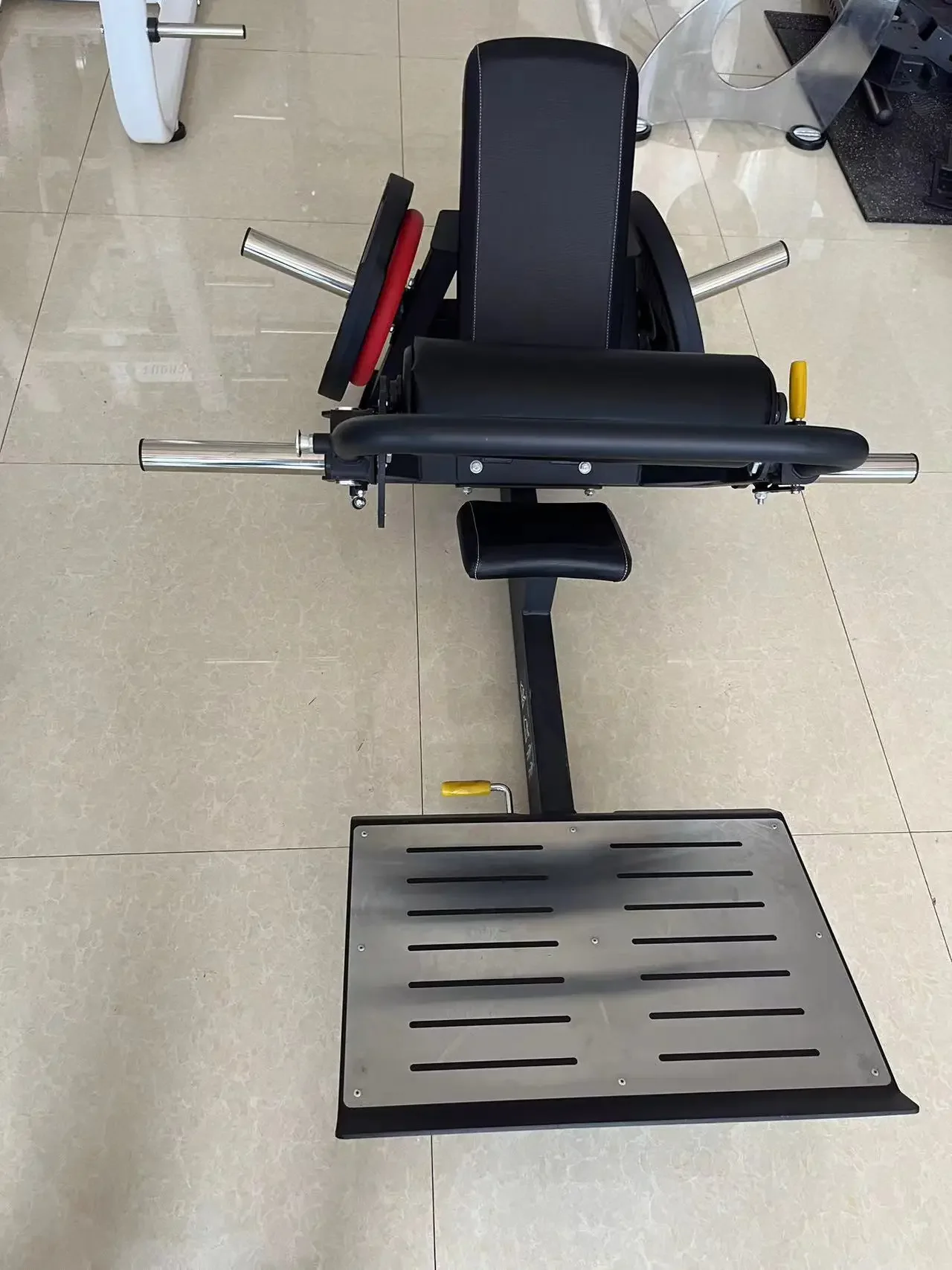 Factory Direct Steel Hip Thruster Fitness Equipment for Gym Strength Training & Bodybuilding Multifunction