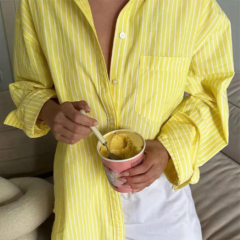 2025 أوائل الخريف نمط جديد عبر ins النمط الأوروبي الغربي قميص طويل الأكمام بلوزة مخططة سترة المرأة