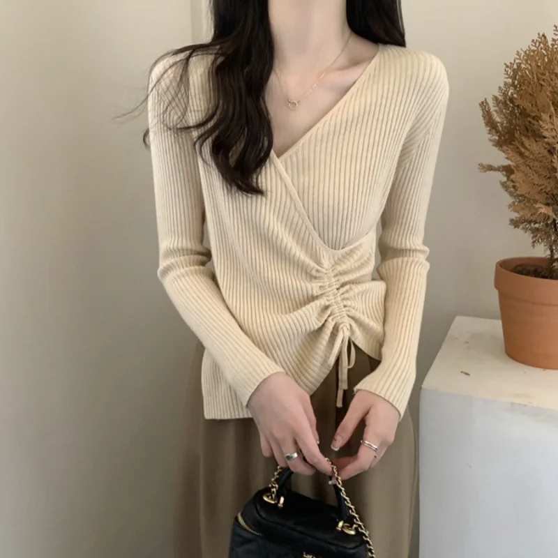 Maglione base lavorato a maglia con colletto autunnale e invernale per donna Top a maniche lunghe con maglione irregolare cinccato in vita stile francese