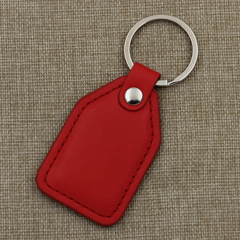 New Simple PU Leather Key Chains Solid Color Car Keychain Accessories Personalized Design Square Blank Keyring Pendant Wholesale