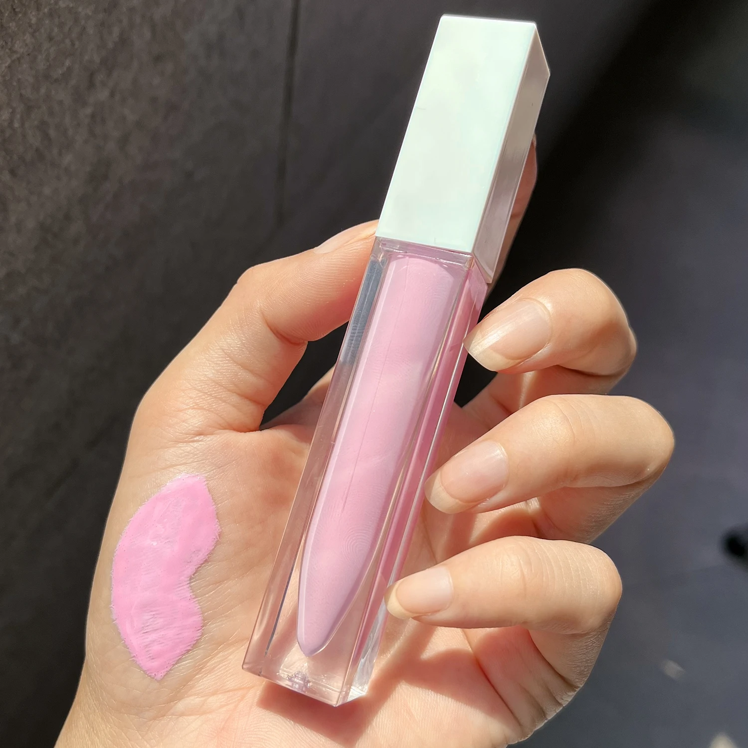 10pcs Lipgloss Free Private Label Custom Logo Wholesale Matte Liquid Lipstick Waterproof White Pigment Glossy Lip Gloss Vendor