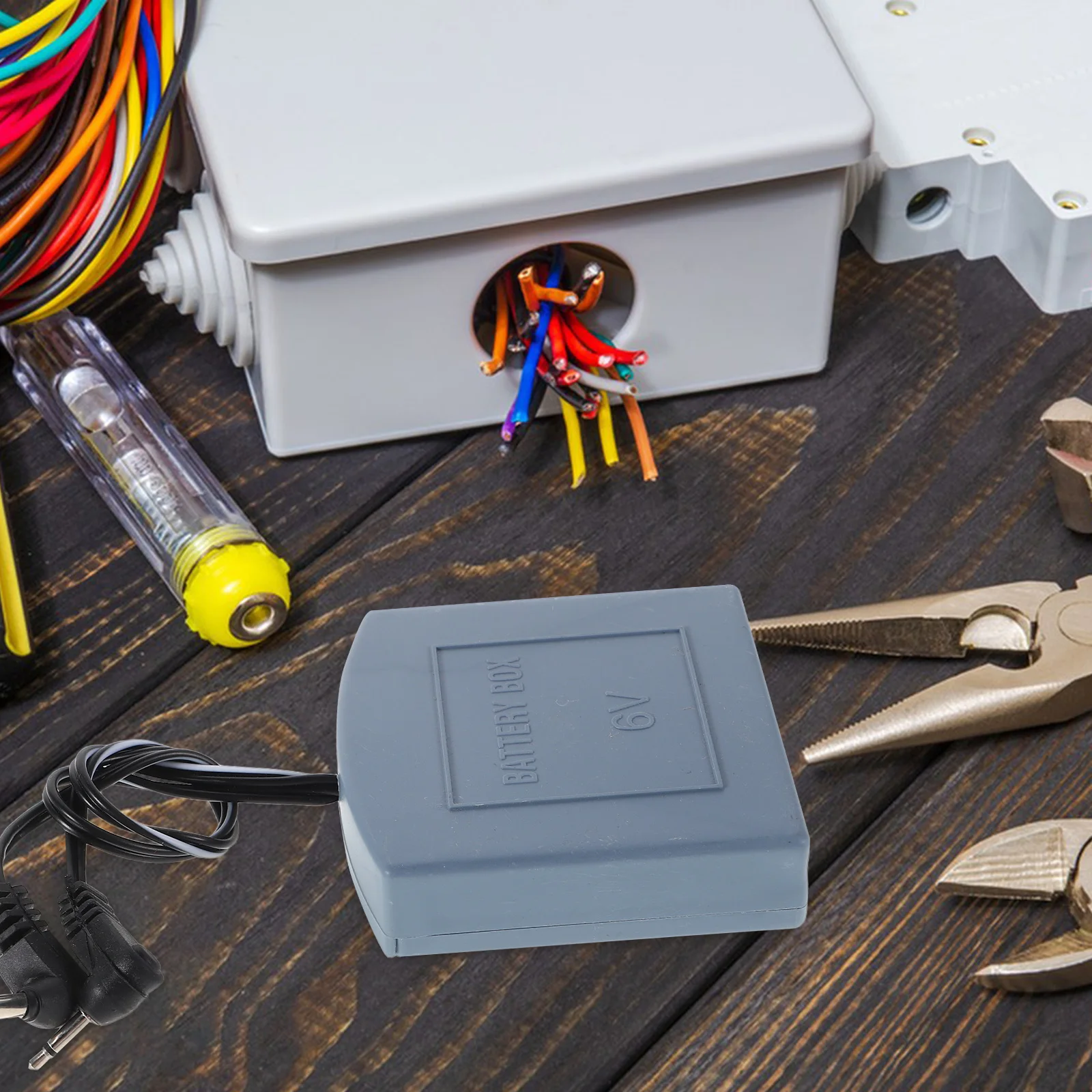

Box 2.5Mm 3.5Mm External Emergency Power Supply Case For Safe Locks Fast Charging Portable Backup Pack