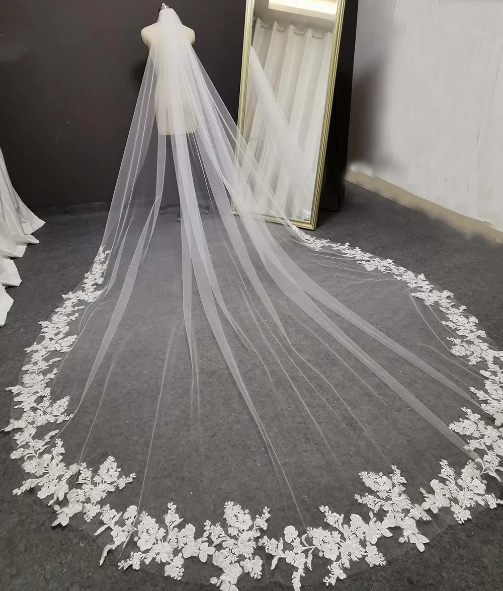 Lace Applique véus nupciais com pente, Véus de casamento catedral, Uma camada, Capacete de festa formal, 2023