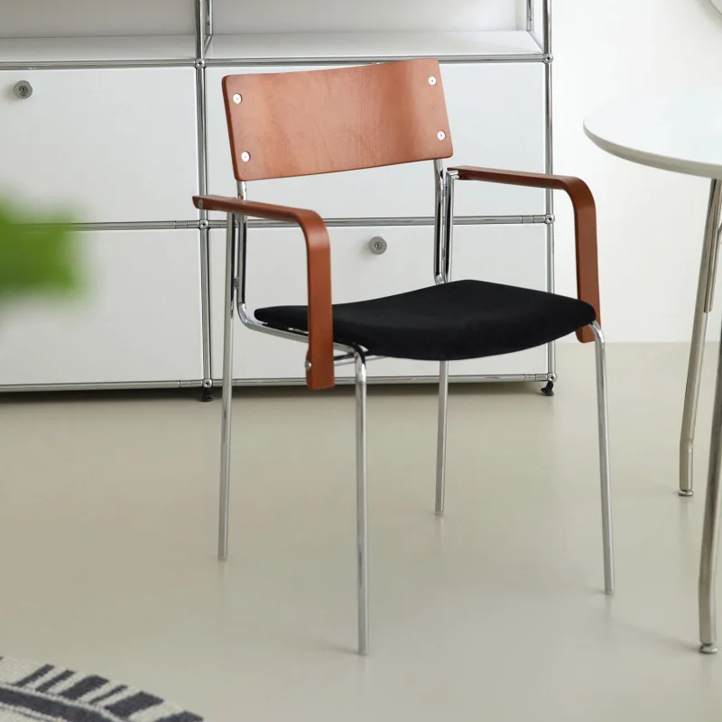 Medieval retro dining chair light luxury senior home designer chair solid wood Nordic simple backrest chair casual backrest