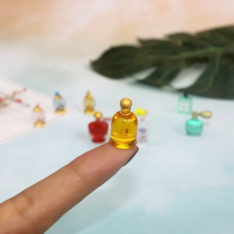 1:12 Accessori per la casa delle bambole Fai da te Modello in miniatura Giocattoli Creativo simulato Mini profumo Rack Set Mini scena Puntelli per fotografia