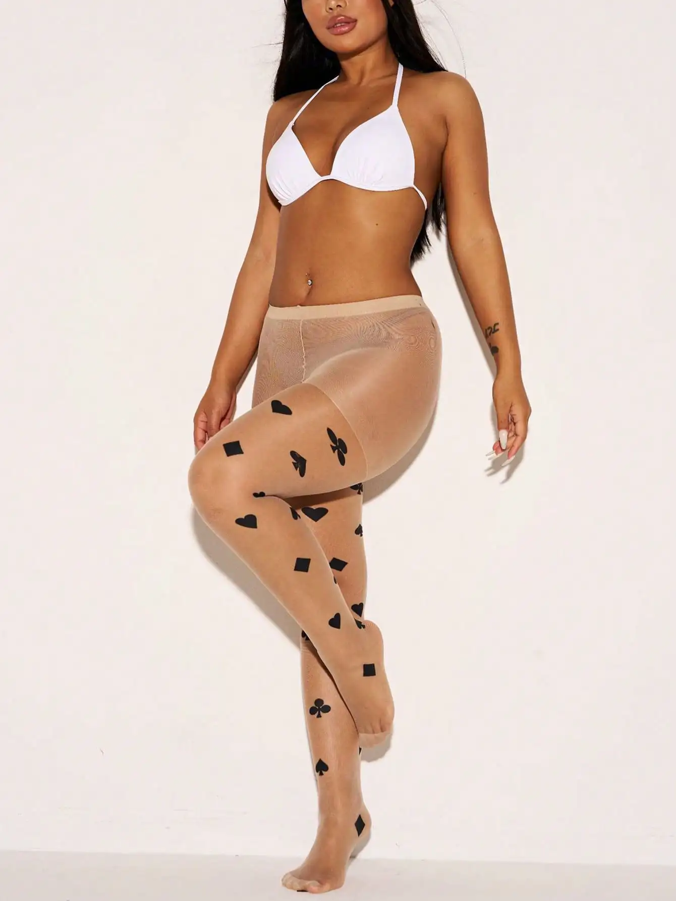 Un par de medias estampadas con cartas de póker, subcultura femenina delgada de primavera y otoño, estilo japonés Lolita, sentido artístico, t falso