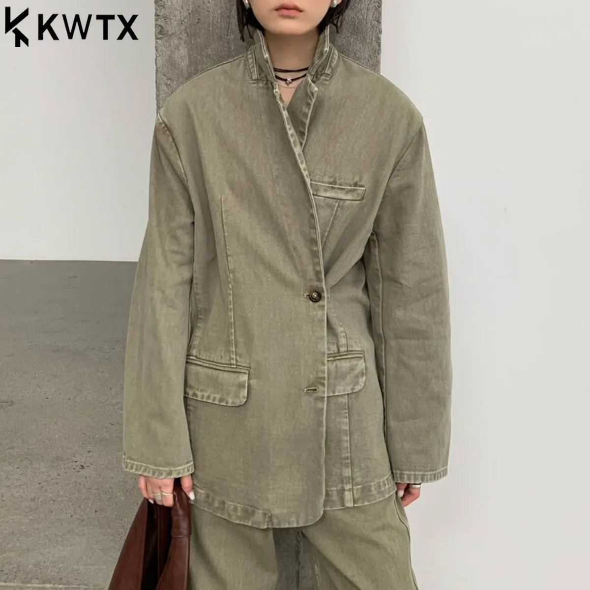 

KWTX Women's Washed Denim Blazer Jacket, Oversized Loose Fit Casual Workwear Coat, Street Style Lazy Fashion Outerwear