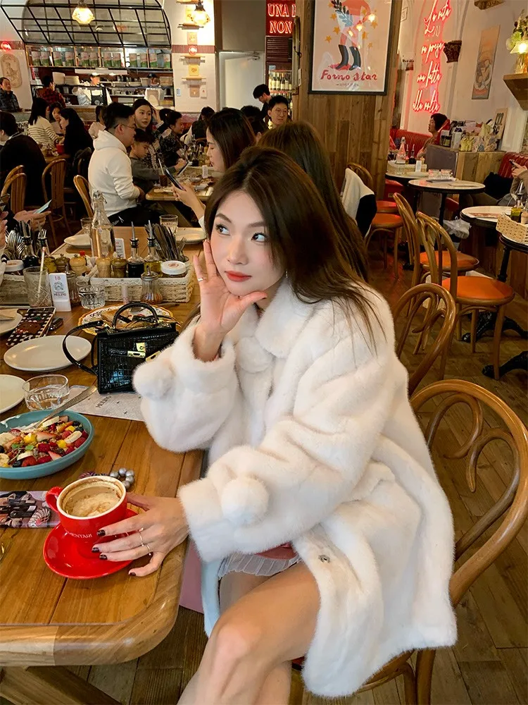 

Женские зимние шубы из натуральной кожи и меха, легкие пальто из овчины из искусственного меха, верхняя одежда Sweet Sle Jaets