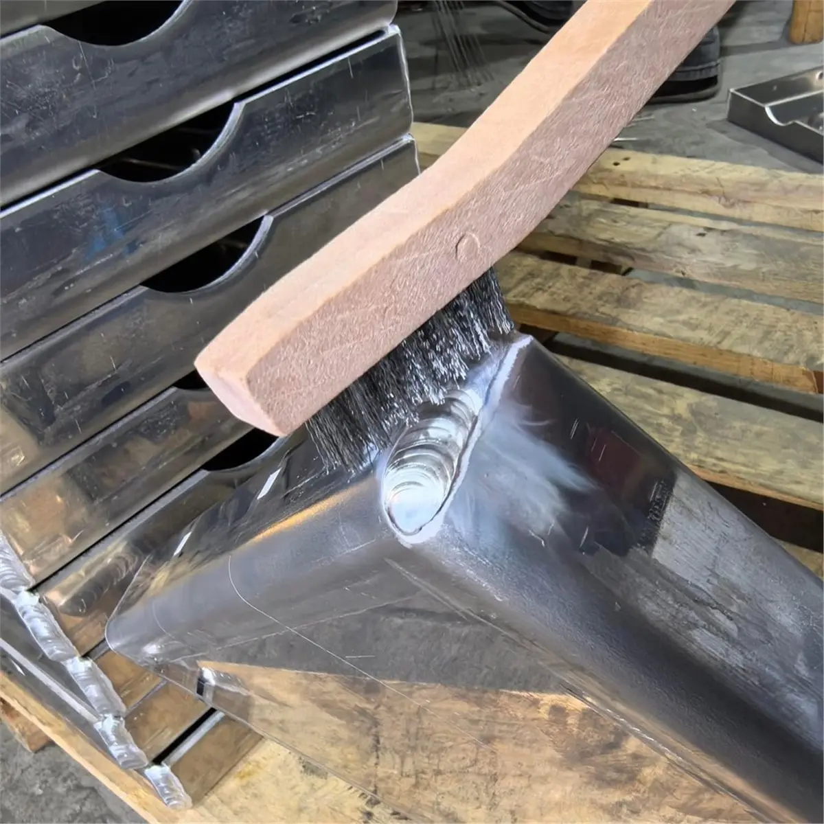 Welding Chipping Hammer and Wire Brush Set,10.5