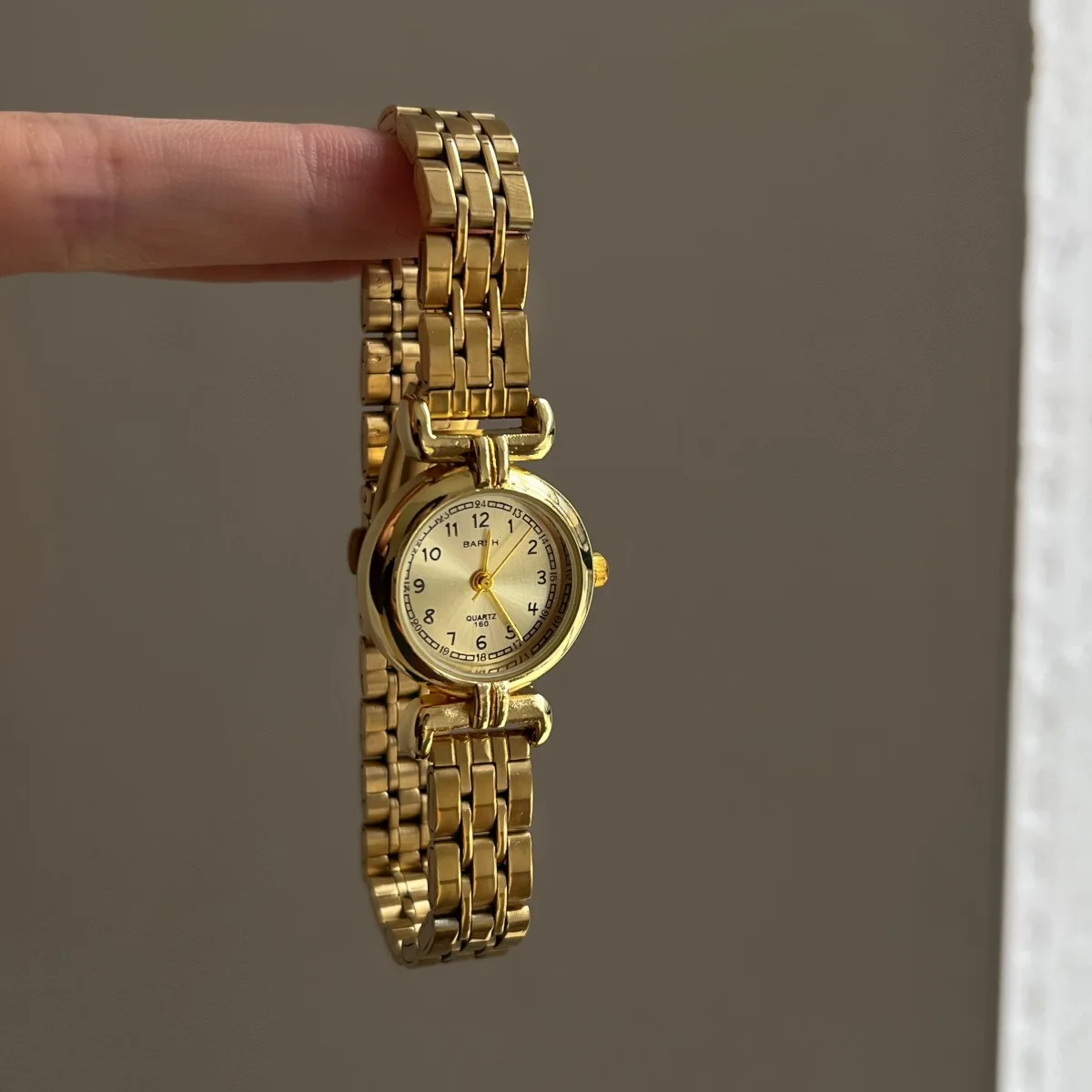 

2026 Simple Elegant Square Dial Women Quartz Watch Gold Stainless Steel Strap Fashion Business Wristwatch Gift Dropshipping